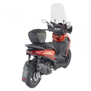 Τσάντα Scooter Universal 15Lt EA135 Givi